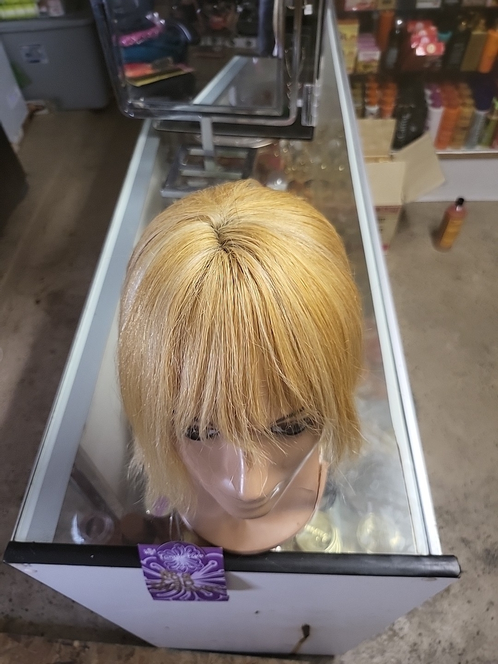 613/27 Blonde Short Layered Women's Wig with Fringe Human Hair - Picture 3 of 5